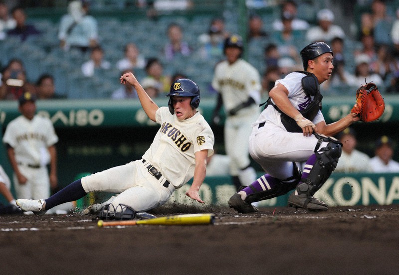 全国高校野球 徳島商、光った堅守 V候補にも動じぬ好投 ／徳島 | 毎日新聞
