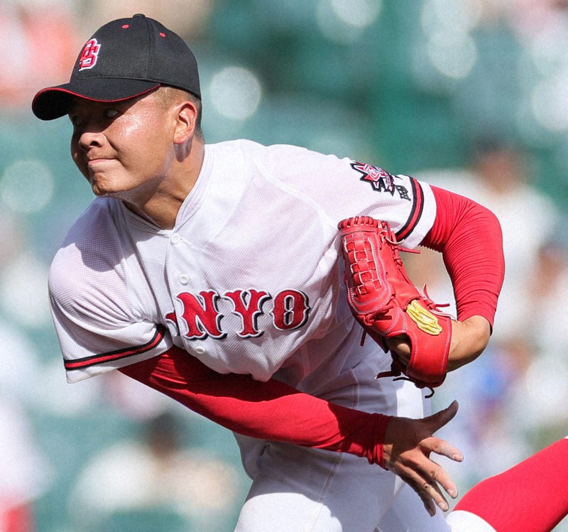 おかやま山陽のイッセイミヤケが好救援 竹やぶで特訓 夏の甲子園