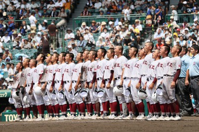 中村紀洋さん「歴史的1日」 元教え子の浜松開誠館応援 夏の甲子園