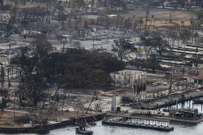 ハワイの山火事、死者55人に 8月のマウイ島は「異常乾燥」状態 | 毎日新聞