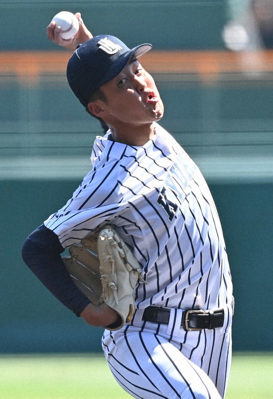九州国際大学附属高校甲子園バック 2年生ビッグ4、九州国際大付・佐倉 修正が実り猛打賞 センバツ