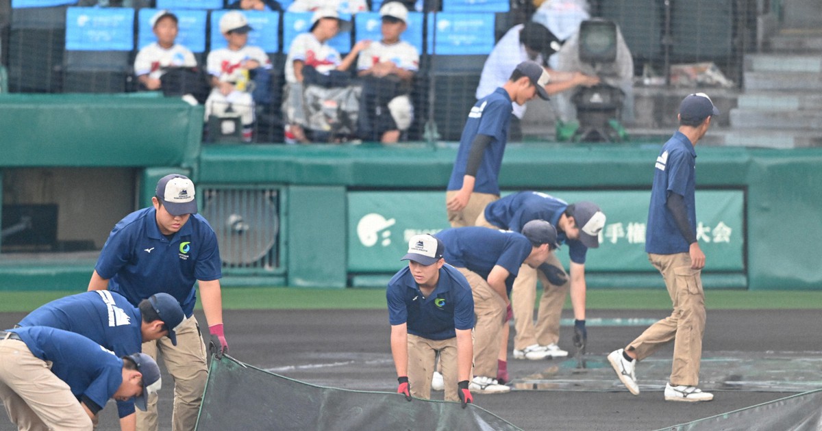 魔法かけてくれた」 阪神園芸の神整備に大きな拍手 夏の甲子園 [写真