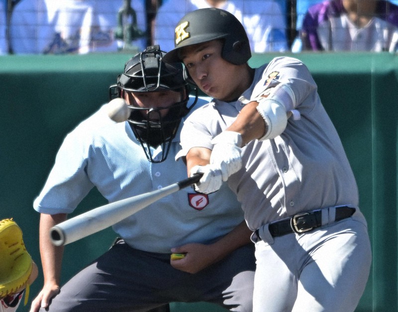 2世」選手、夏の甲子園に続々登場 父の名とプレッシャー背負い | 毎日新聞