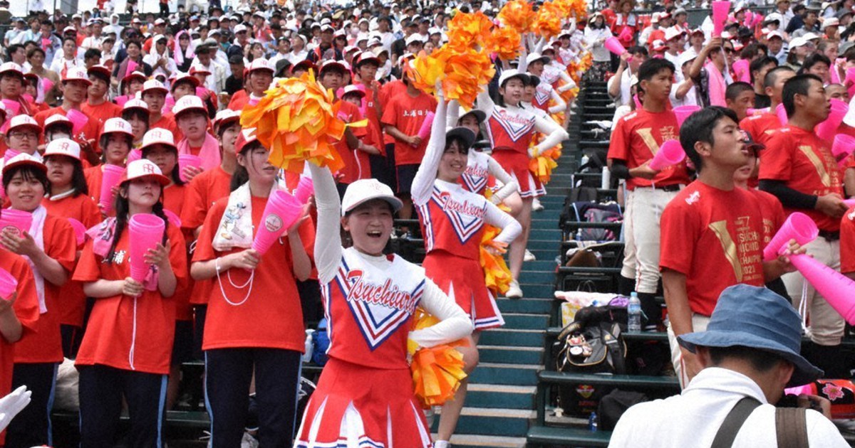 全国高校野球 猛暑なのに長袖、チア苦悩 甲子園盗撮対策「本当は