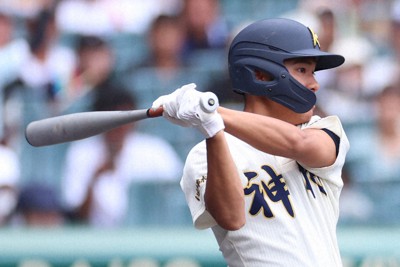 神村学園、好調打線の「蚊帳の外」だった5番打者が躍動 夏の甲子園
