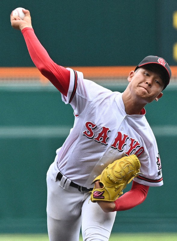 全国高校野球 個性色々、球児ユニホーム | 毎日新聞