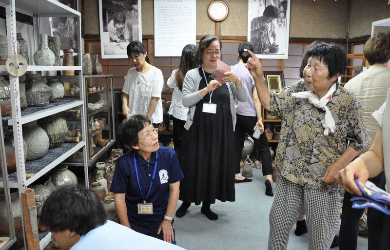 陶芸家、神山清子さんが「授業」で伝える信楽焼の魅力 [写真特集1/10