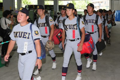 連覇か107年ぶりか 仙台育英－慶応 夏の甲子園で決勝、午後2時 | 毎日新聞