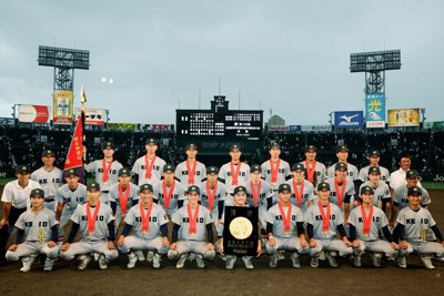 Rionさん専用　甲子園タオル　仙台育英　登藤海優史 堅守で春のエラー取り返した 仙台育英・登藤海優史選手 夏の