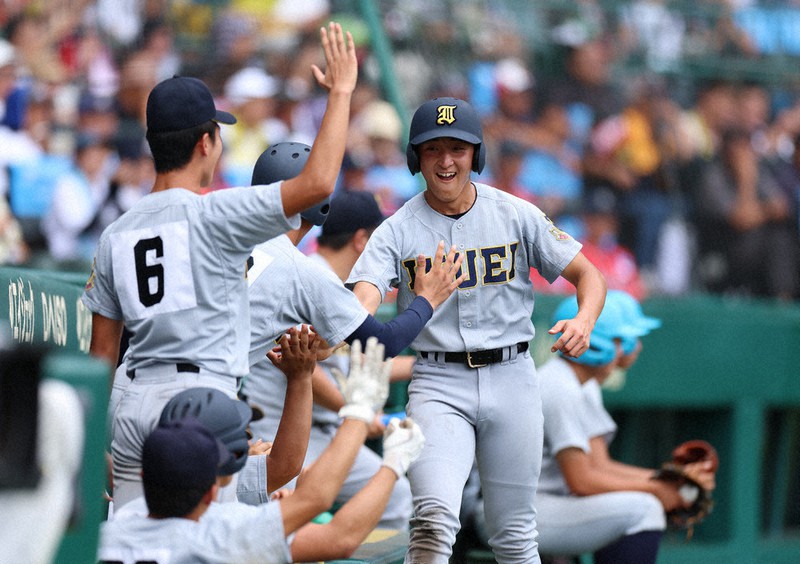 全国高校野球 仙台育英、誇れ準V 走攻守、聖地を魅了 連覇の夢 