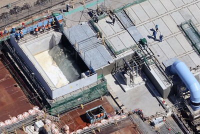 処理水の放出が始まった東京電力福島第1原発の処理水放出施設の下流水槽にたまった処理水＝2023年8月24日午後1時半、本社ヘリから幾島健太郎撮影