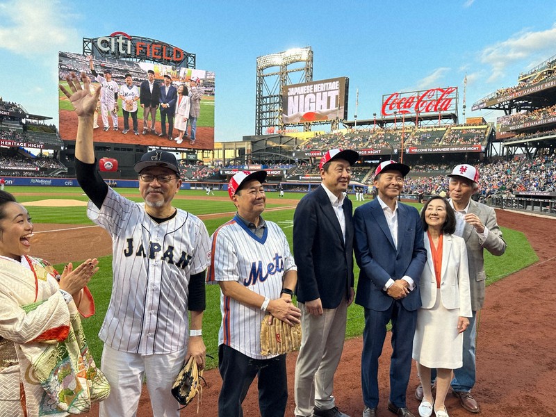 大谷・千賀がメジャー初対決 NYメッツ本拠地に多くの日本人客 | 毎日新聞