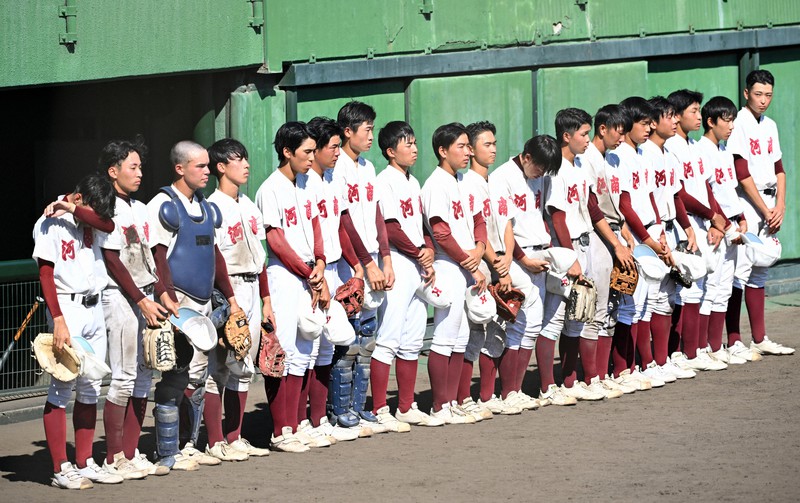 【軟式野球】登別明日－河南 [写真特集4/9] 毎日新聞