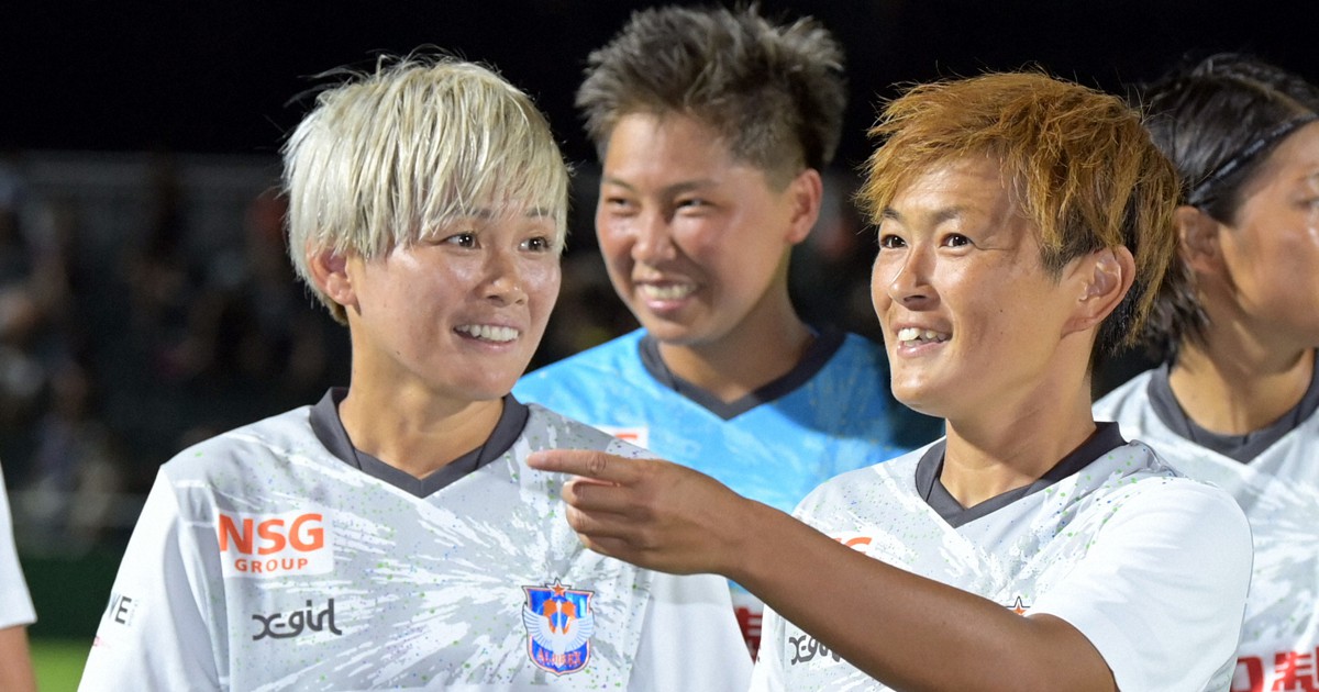 adidas 2012サッカーなでしこJAPAN 上尾野辺めぐみ選手