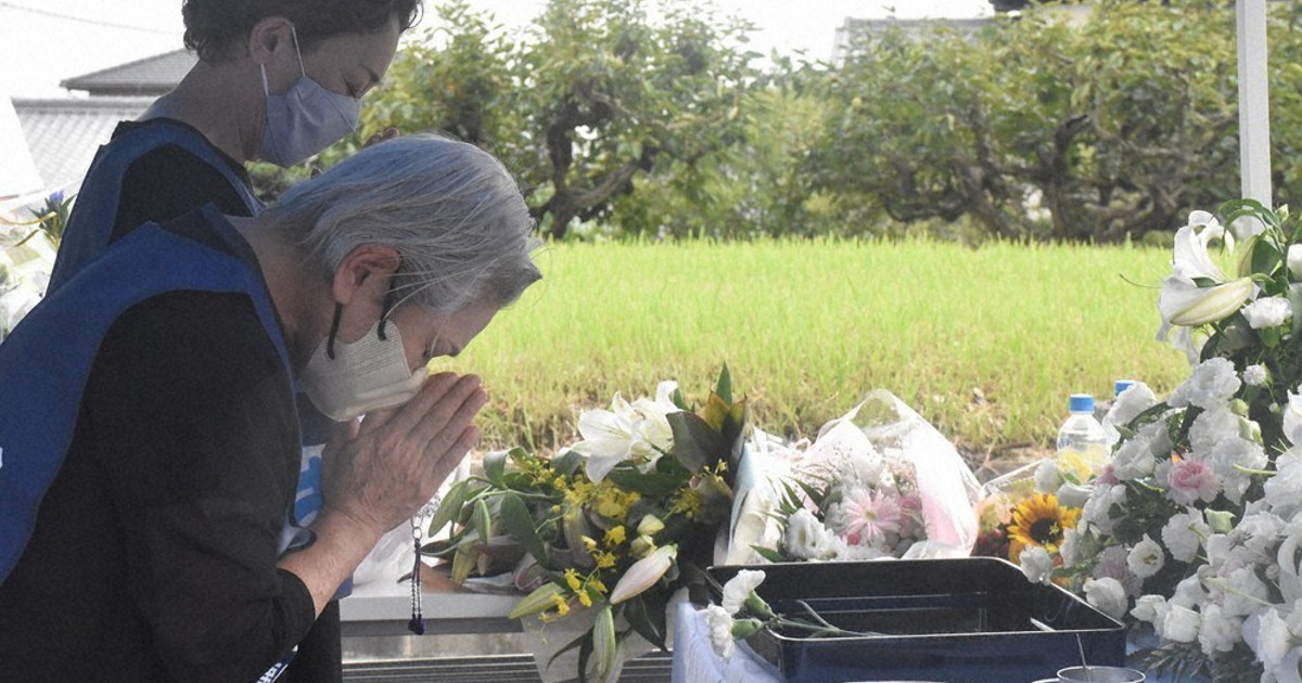 豊明母子殺害19年 「良い報告を」遺族らが献花 /愛知 毎日新聞