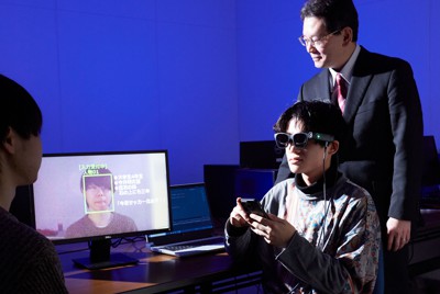 画像処理や感性情報処理を中心行う研究室風景