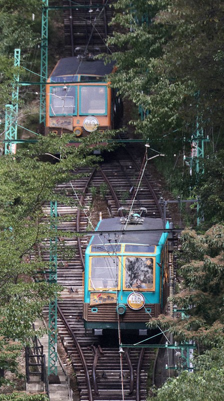 View＋：ケーブル、リフト来年廃止 妙見の森「時代の流れ」 ／大阪