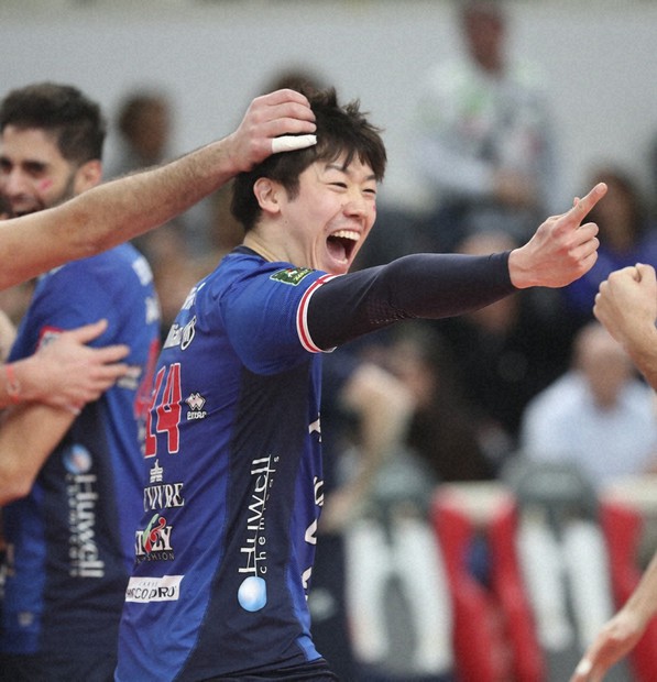 激レア 高橋藍 バレーボール セリエA モンツァ パドヴァ 国体 天皇杯 激レア 高橋藍 バレーボール セリエA モンツァ パドヴァ 国体