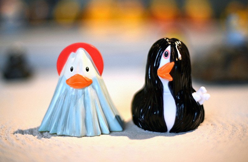 シェフアヒル おもちゃ　ラバーダック 送料無料 RAYS レイズ 正規品 公式グッズ RAYS Official Gear