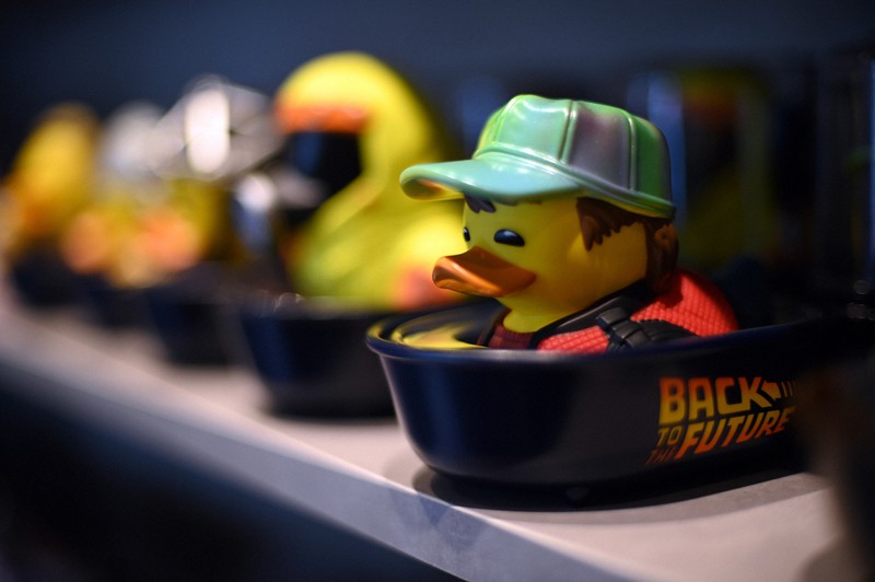 富士山、妖怪バージョンまで…「ラバーダック」専門店がオープン [写真