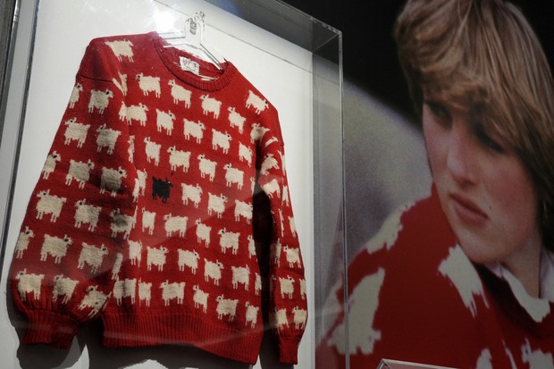 Princess Diana's sheep sweater smashes records to sell for $1.1 million -  The Mainichi