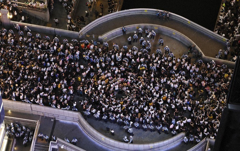 プロ野球：プロ野球 阪神Vの日、大阪・道頓堀の水位上げていた | 毎日新聞