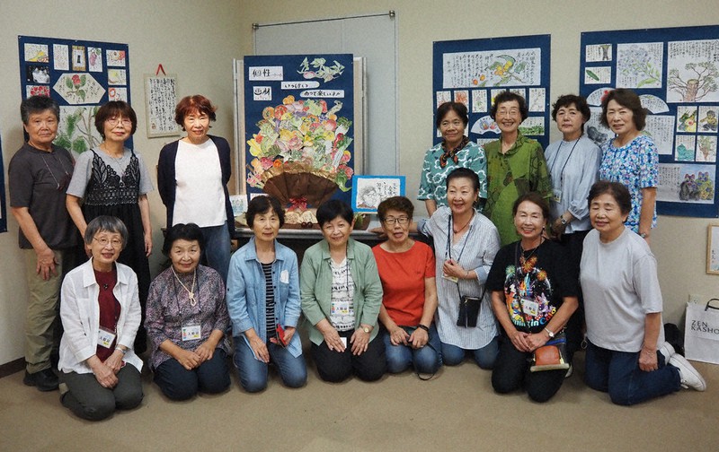 暮らしのさまざま描き30年 絵手紙の会、龍ケ崎で作品展 ／茨城 | 毎日新聞