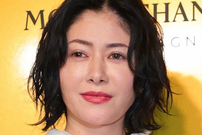 女優の真木よう子