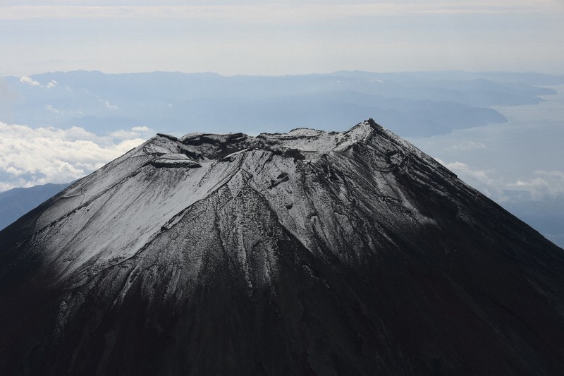 富士山初冠雪 平年より3日遅く [写真特集1/6] | 毎日新聞