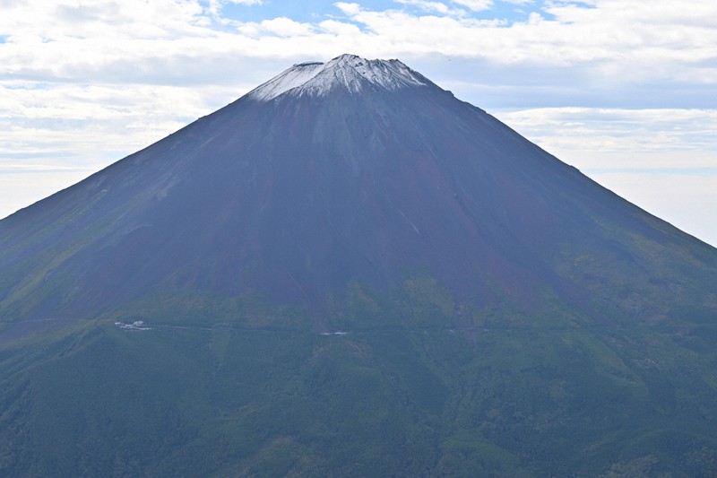 富士山初冠雪 平年より3日遅く [写真特集1/6] | 毎日新聞
