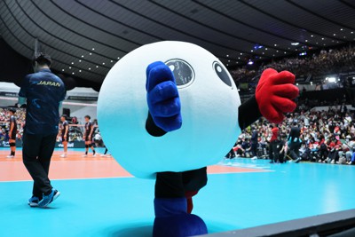 龍神NIPPONはなぜ強くなった? 石川祐希が導くサクセスロード | 毎日新聞