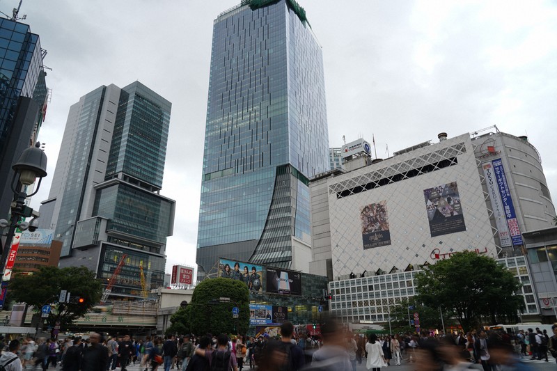 東京・渋谷のスクランブル交差点で「出火」通報　液体まき着火か