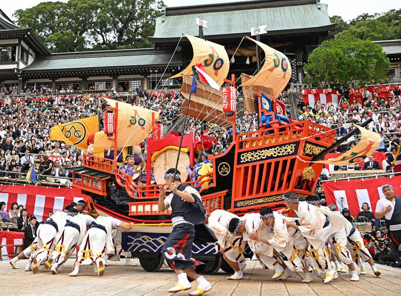 長崎くんち 4年ぶり、モッテコーイ | 毎日新聞