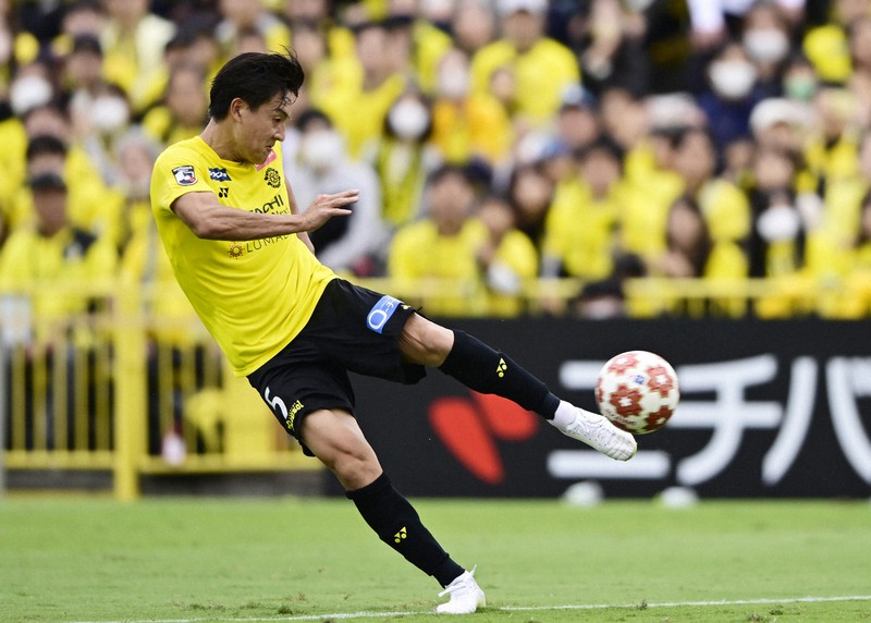 J1柏が11大会ぶり決勝進出 J2熊本を降す サッカー天皇杯 | 毎日新聞