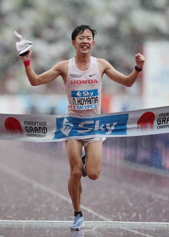 男子は小山、赤崎、女子は鈴木優、一山が五輪切符 マラソンMGC