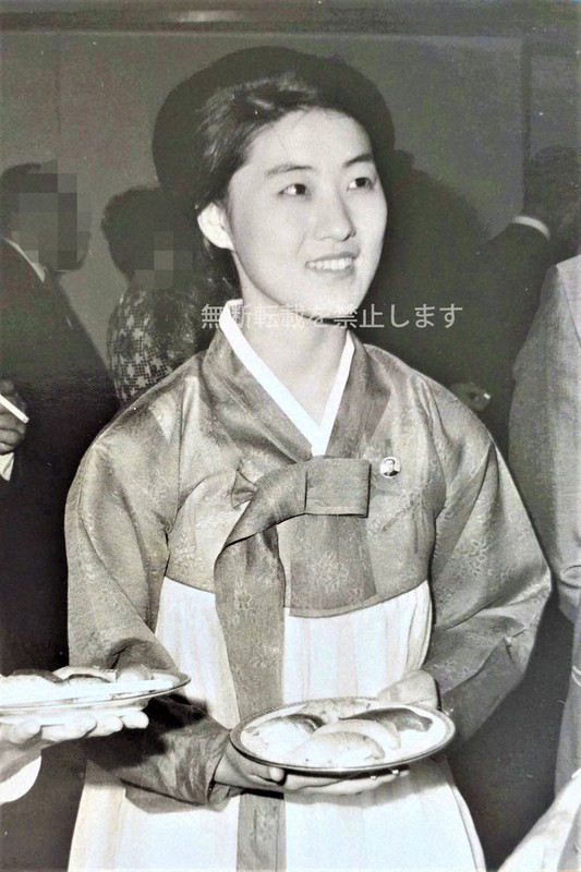特集ワイド：日朝友好の「舞姫」だった 発掘！高英姫氏の写真アルバム 