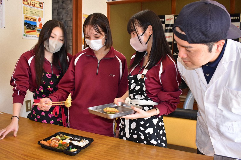 無名の県立高が甲子園初出場から5年 「下剋上」で盛り上げろ | 毎日新聞