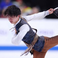 男子フリーで演技する吉岡希＝米アレンで2023年10月21日、猪飼健史撮影