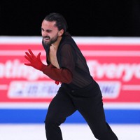 男子フリーで演技するフランスのケビン・エイモズ＝米アレンで2023年10月21日、猪飼健史撮影