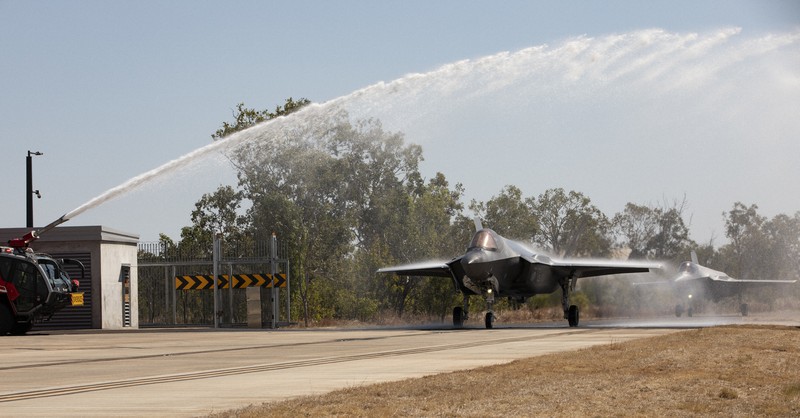 部隊解散のため入手困難、在日米軍S-3B航空隊VS-21の公式コイン、超