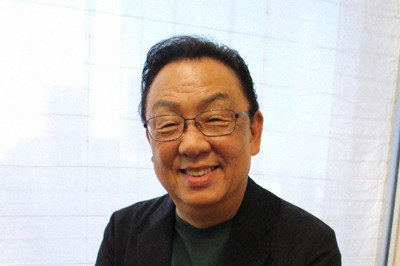 俳句（はいく）の魅力（みりょく）や、作（つく）るコツを語（かた）る梅沢富美男（うめざわとみお）さん＝大阪市北区（おおさかしきたく）で9月（がつ）29日（にち）