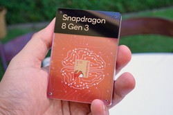 クアルコムが高機能スマホ向けチップの最新モデル「Snapdragon 8 Gen 3」を発表した