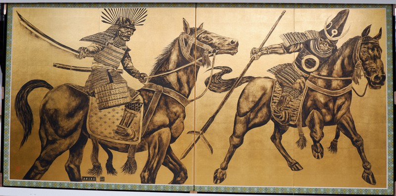 馬の躍動感を「命」で描写 動物墨絵師・佐藤周作さんが訴える美 | 毎日新聞