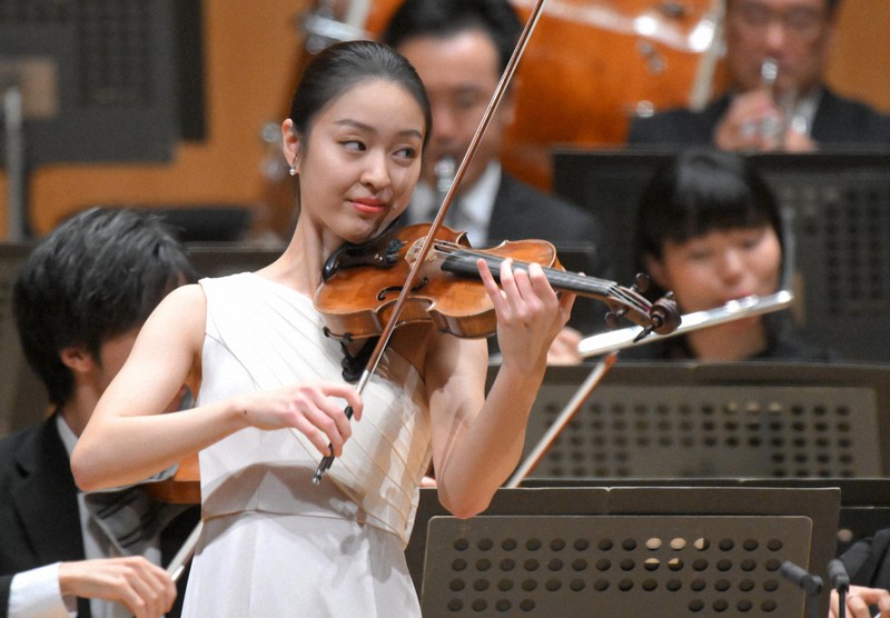日本音コン バイオリン1位に水野琴音さん 「海外挑戦したい」 | 毎日新聞