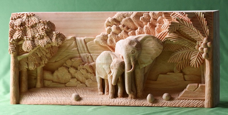 輝集人：フランスの国際公募展「サロン・ドートンヌ」に入選 木彫り