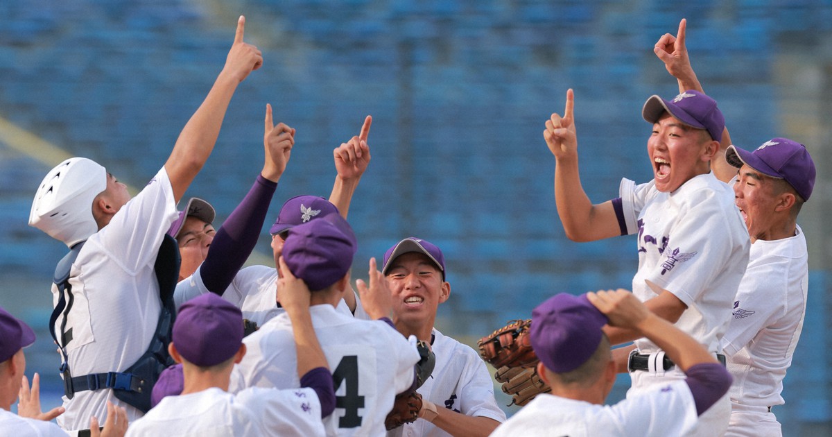 背番号10「自分がエース」 関東一・坂井遼の熱投 高校野球 | 毎日新聞
