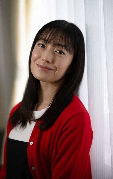 フォーカス：菅野美穂 ドラマ「ゆりあ先生の赤い糸」伊沢ゆりあ