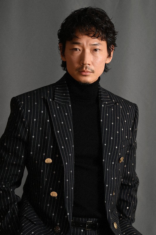 綾野剛　掲載ポスター、新聞記事　ファイル　3冊 綾野剛 掲載ポスター、新聞記事 ファイル 3冊 （高い素材】 映画