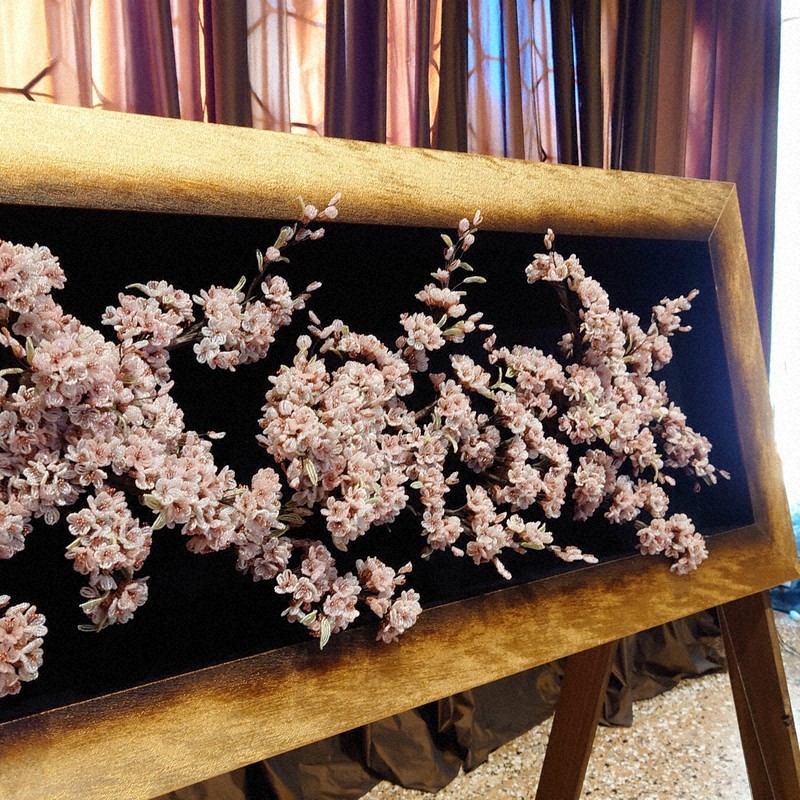 Japan woman given top prize at Italian glass week for beaded flower