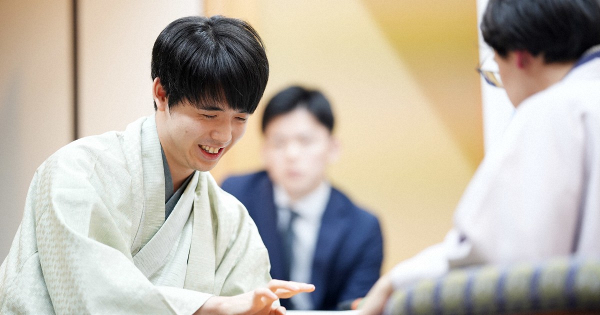 【大幅値下げ！】藤井聡太　新人王　900体限定　ボブルヘッド 大幅!藤井聡太 新人王 900体限定 ボブルヘッド 2024/05/31 おもちゃ